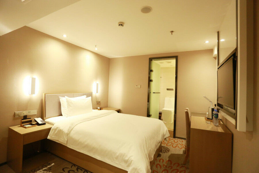 Lavande Hotel Baogang Avenue Guangbai Xinyi Branch Guangzhou Bagian luar foto